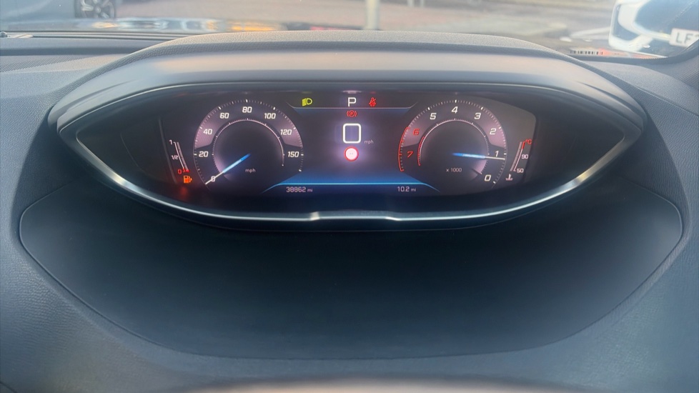 Peugeot 3008 1.2 PureTech GT 5dr EAT8 Petrol Estate - Image 18