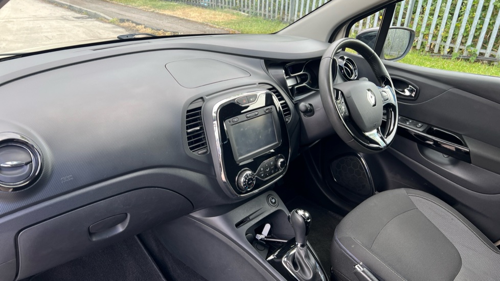 Renault Captur 1.5 dCi 90 Dynamique S Nav 5dr Auto Diesel Hatchback - Image 9