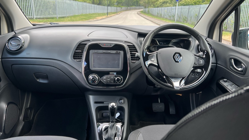Renault Captur 1.5 dCi 90 Dynamique S Nav 5dr Auto Diesel Hatchback - Image 10