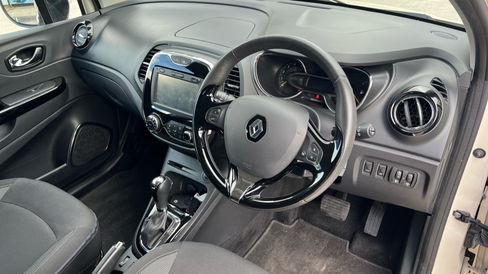 Renault Captur 1.5 dCi 90 Dynamique S Nav 5dr Auto Diesel Hatchback - Image 11