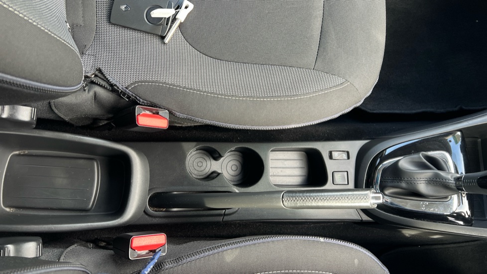 Renault Captur 1.5 dCi 90 Dynamique S Nav 5dr Auto Diesel Hatchback - Image 39