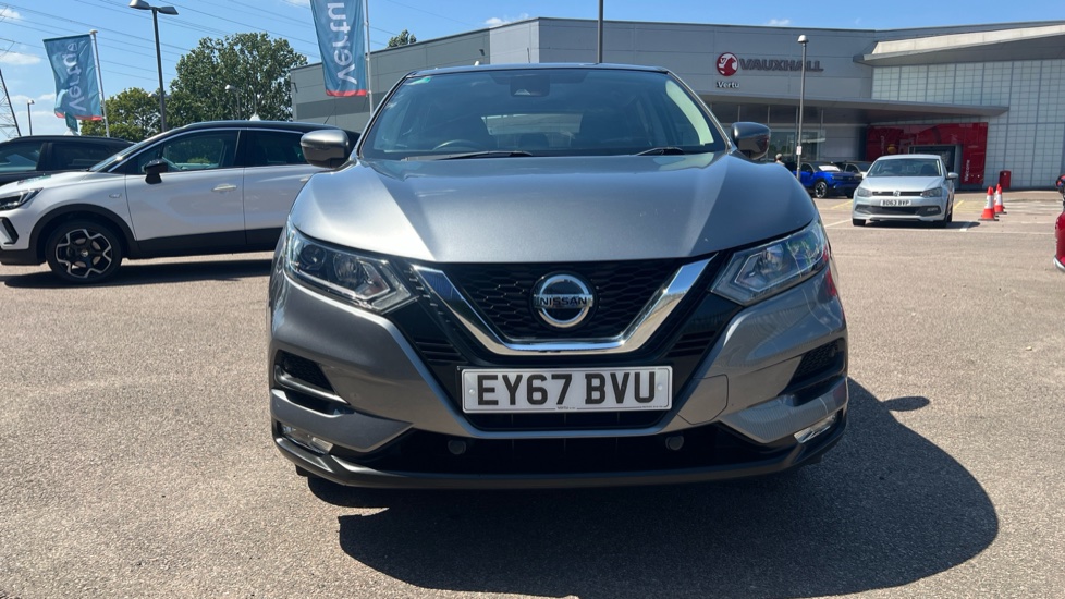 Nissan Qashqai 1.2 DiG-T Acenta 5dr Petrol Hatchback - Image 21