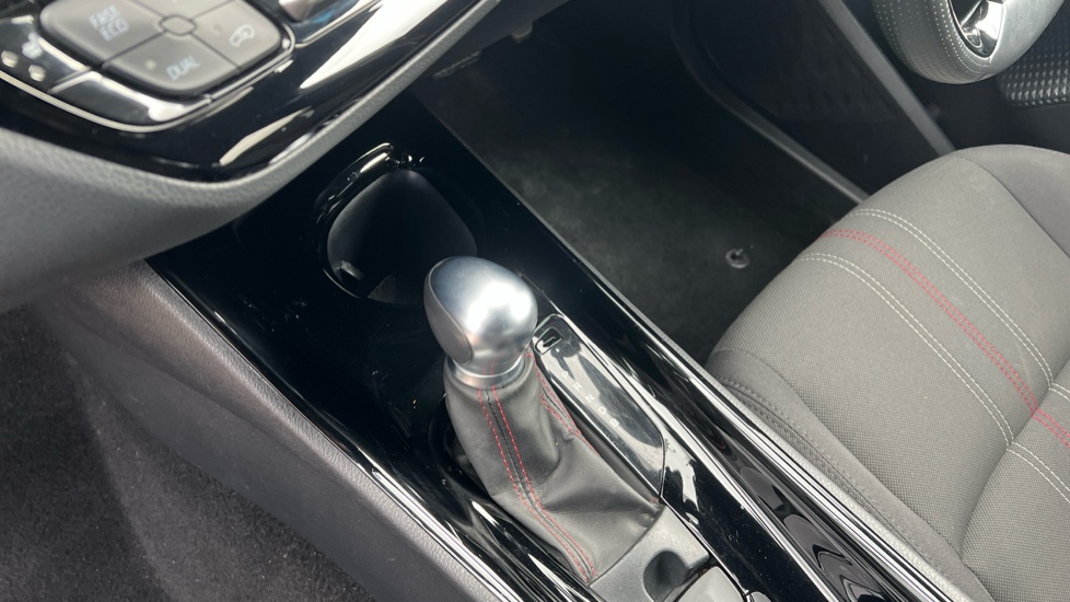 Toyota C-HR 1.8 Hybrid GR Sport 5dr CVT Hybrid Hatchback - Image 13
