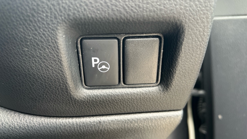 Toyota C-HR 1.8 Hybrid GR Sport 5dr CVT Hybrid Hatchback - Image 40
