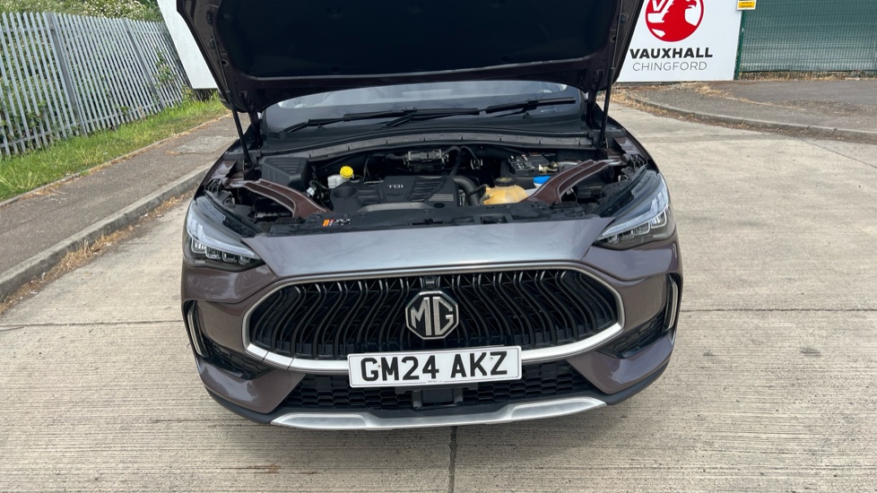 MG HS 1.5 T-GDI Trophy 5dr DCT Petrol Hatchback - Image 8