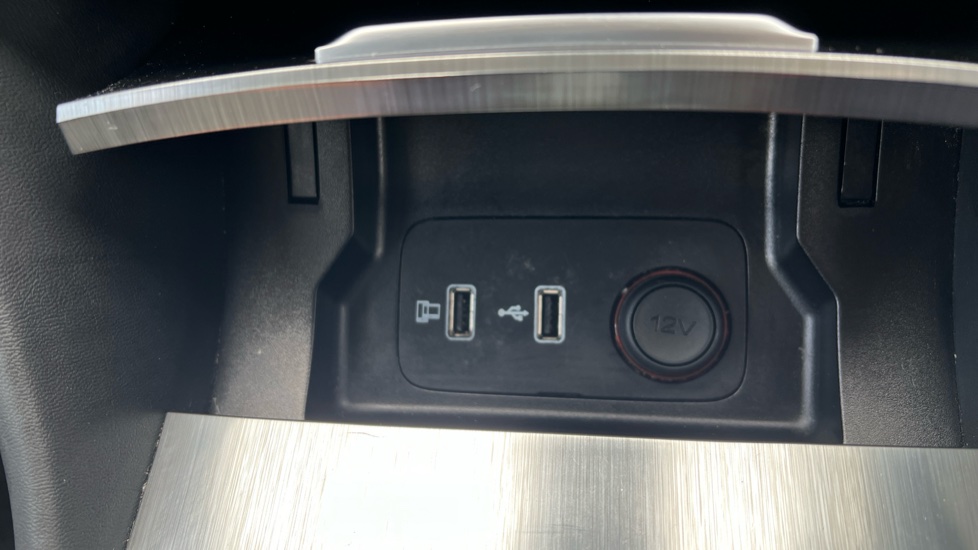 MG HS 1.5 T-GDI Trophy 5dr DCT Petrol Hatchback - Image 33