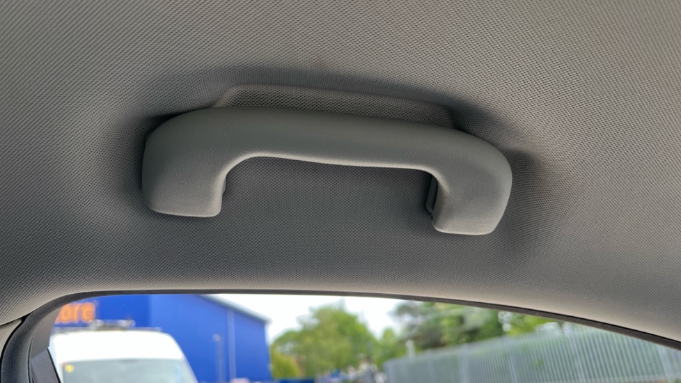 MG HS 1.5 T-GDI Trophy 5dr DCT Petrol Hatchback - Image 39