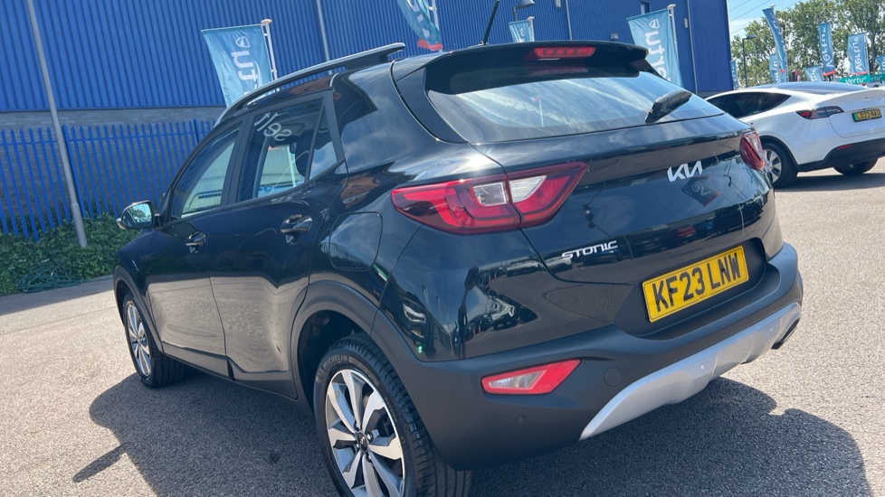 Kia Stonic 1.0T GDi 99 2 5dr DCT Petrol Estate - Image 25