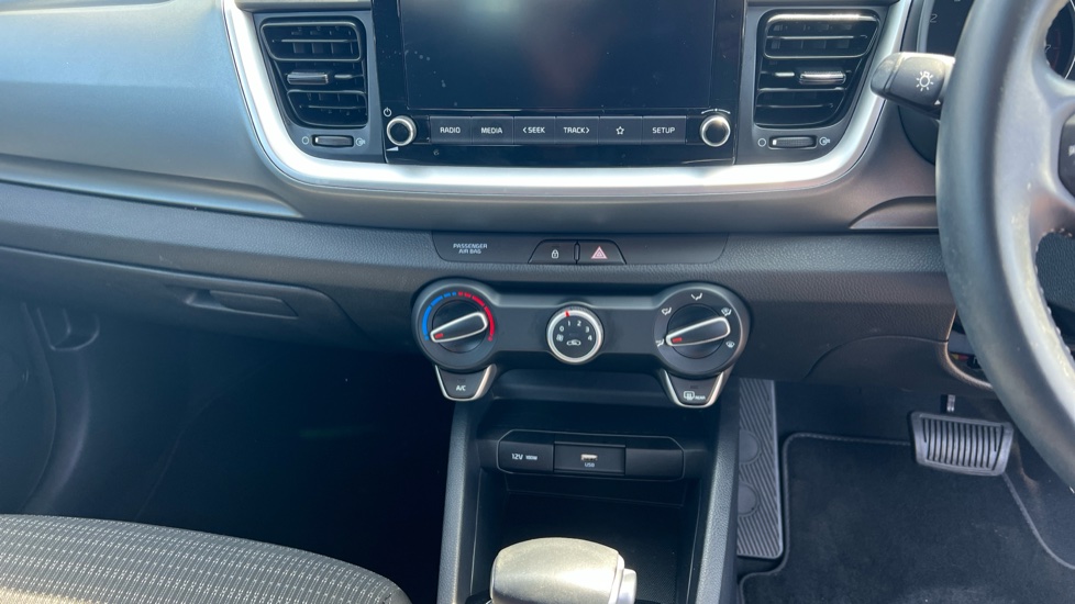 Kia Stonic 1.0T GDi 99 2 5dr DCT Petrol Estate - Image 41