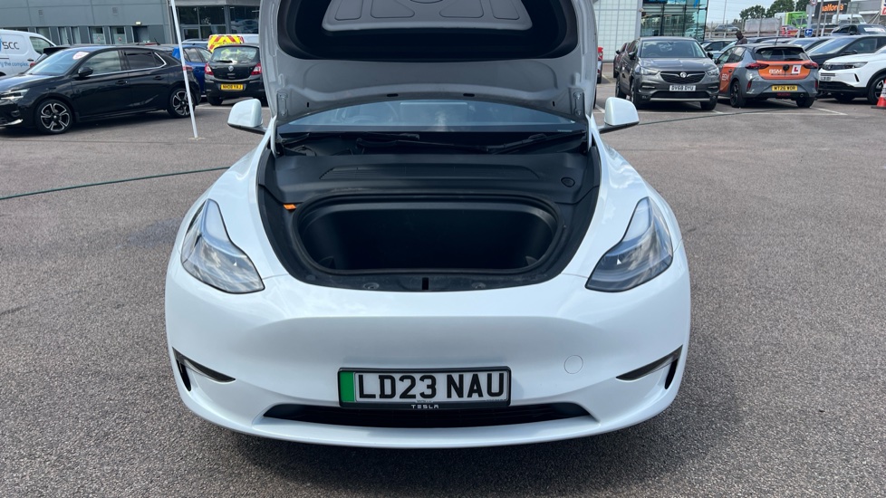 Tesla Model Y Long Range AWD 5dr Auto Electric Hatchback - Image 8
