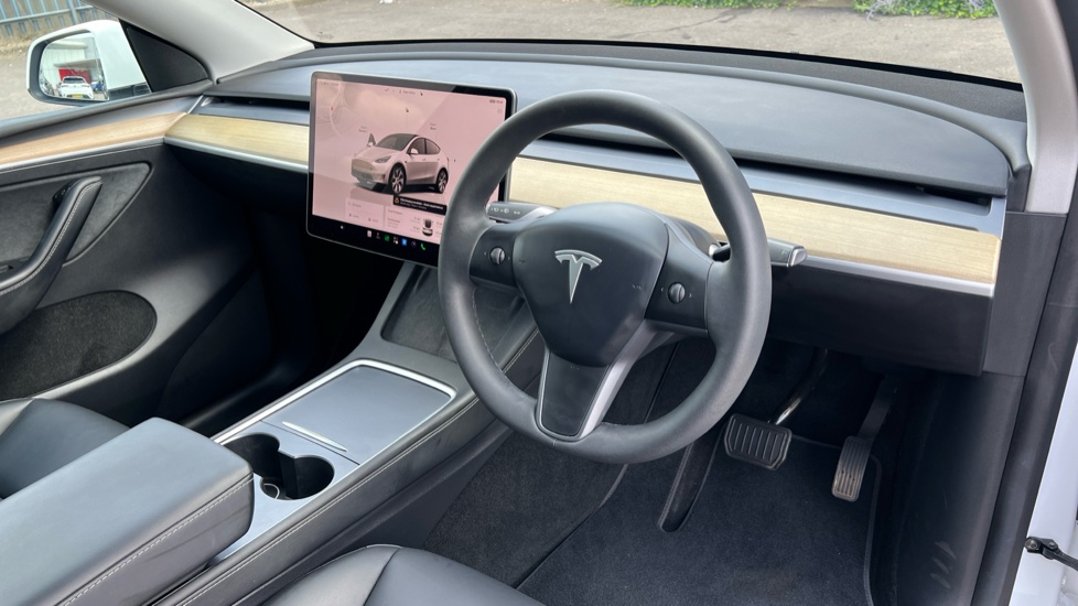 Tesla Model Y Long Range AWD 5dr Auto Electric Hatchback - Image 11