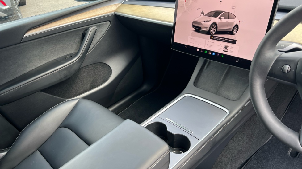 Tesla Model Y Long Range AWD 5dr Auto Electric Hatchback - Image 14