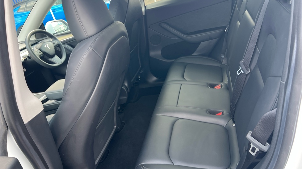 Tesla Model Y Long Range AWD 5dr Auto Electric Hatchback - Image 16