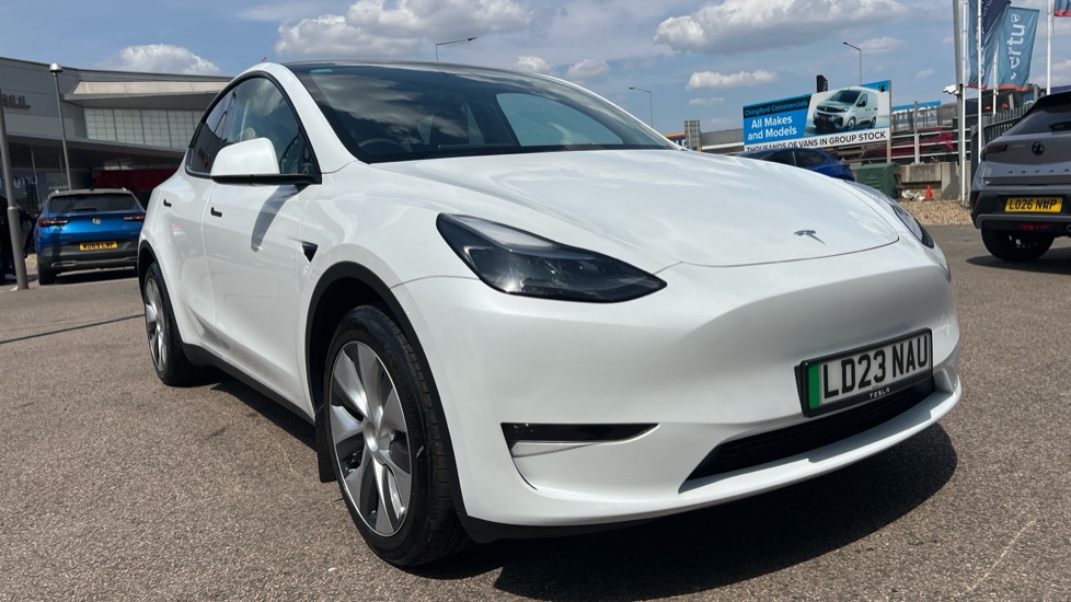 Tesla Model Y Long Range AWD 5dr Auto Electric Hatchback - Image 22