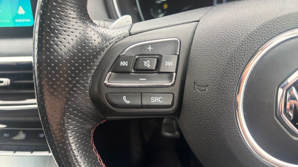 MG HS 1.5 T-GDI Trophy 5dr DCT Petrol Hatchback - Image 22