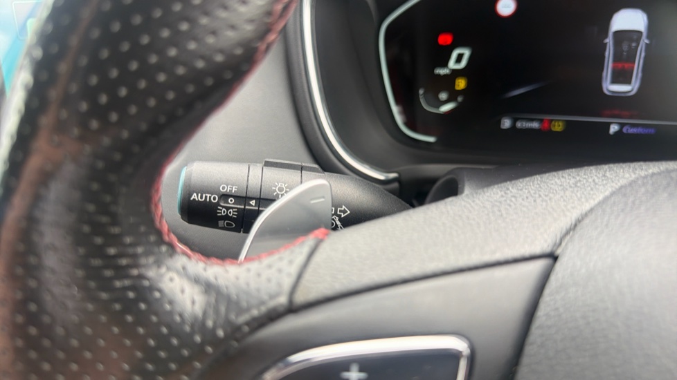 MG HS 1.5 T-GDI Trophy 5dr DCT Petrol Hatchback - Image 25