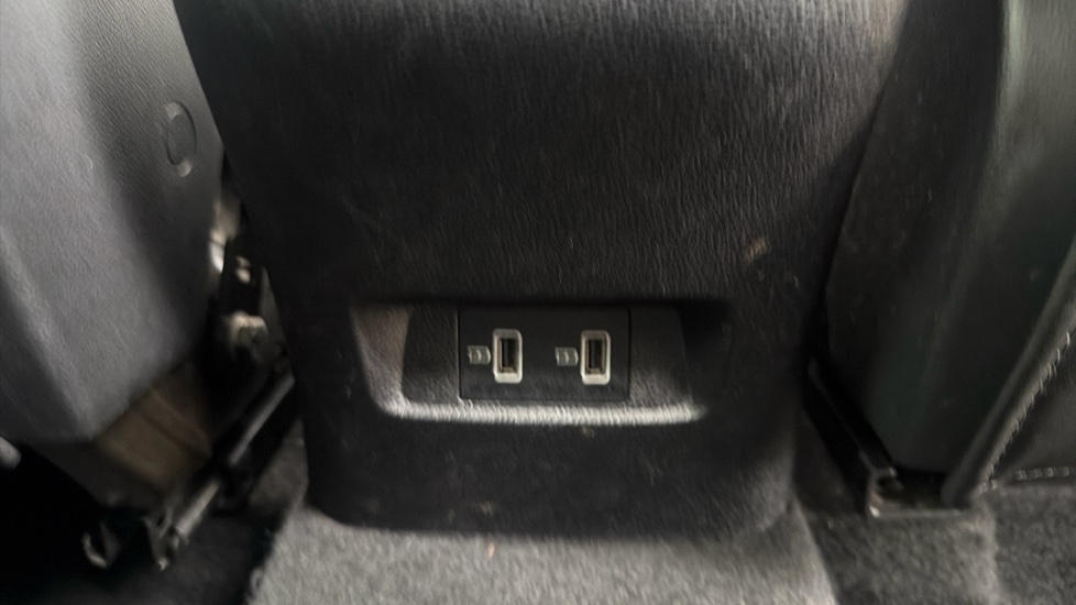 MG HS 1.5 T-GDI Trophy 5dr DCT Petrol Hatchback - Image 28