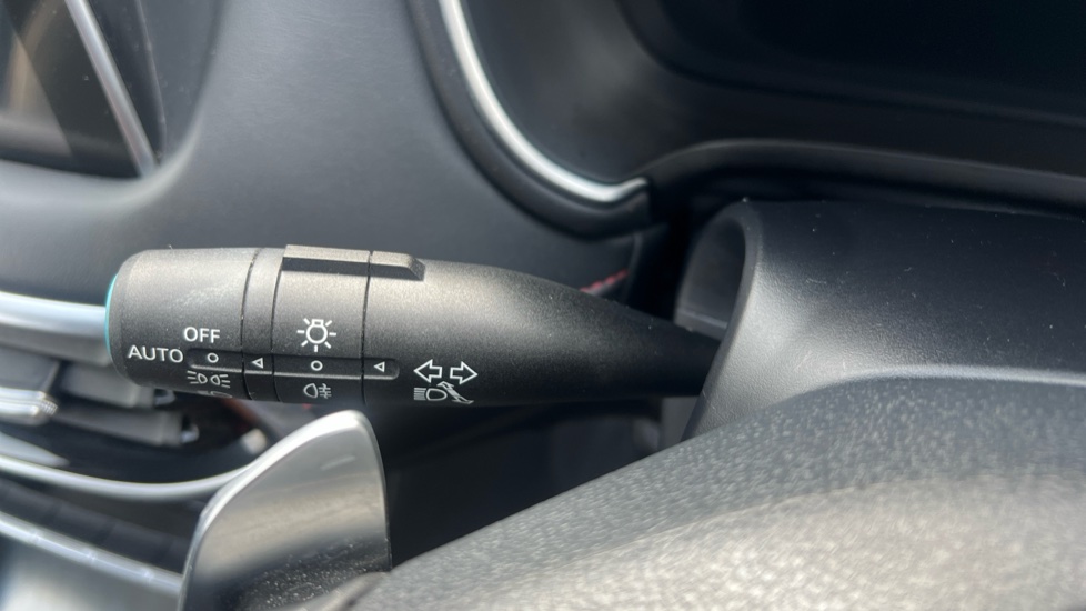 MG HS 1.5 T-GDI Trophy 5dr DCT Petrol Hatchback - Image 37