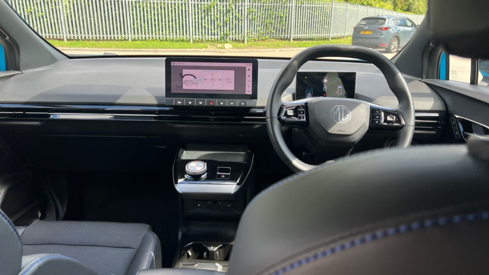 MG MG4 150kW Trophy EV Long Range 64kWh 5dr Auto Electric Hatchback - Image 10