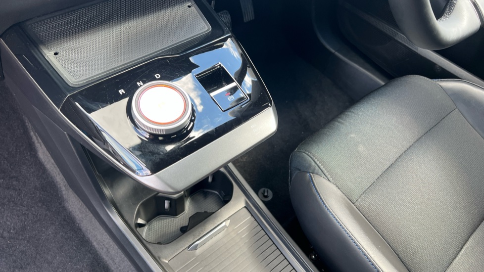 MG MG4 150kW Trophy EV Long Range 64kWh 5dr Auto Electric Hatchback - Image 13