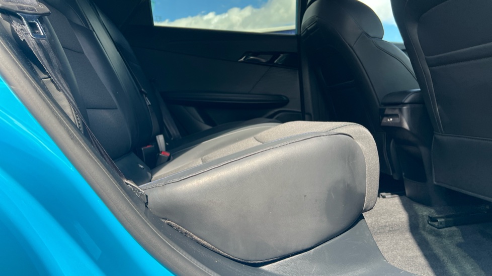 MG MG4 150kW Trophy EV Long Range 64kWh 5dr Auto Electric Hatchback - Image 32