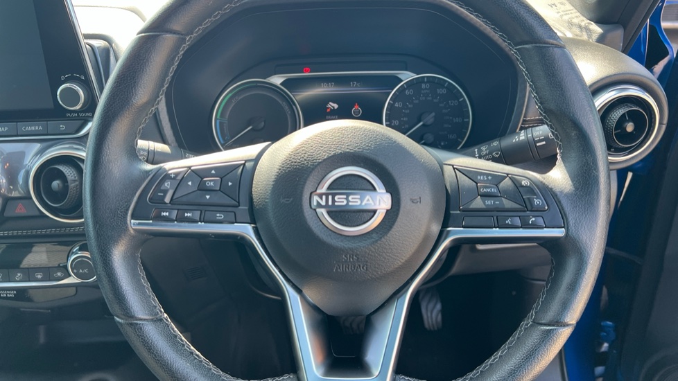 Nissan Juke 1.6 Hybrid N-Connecta 5dr Auto Hybrid Hatchback - Image 33