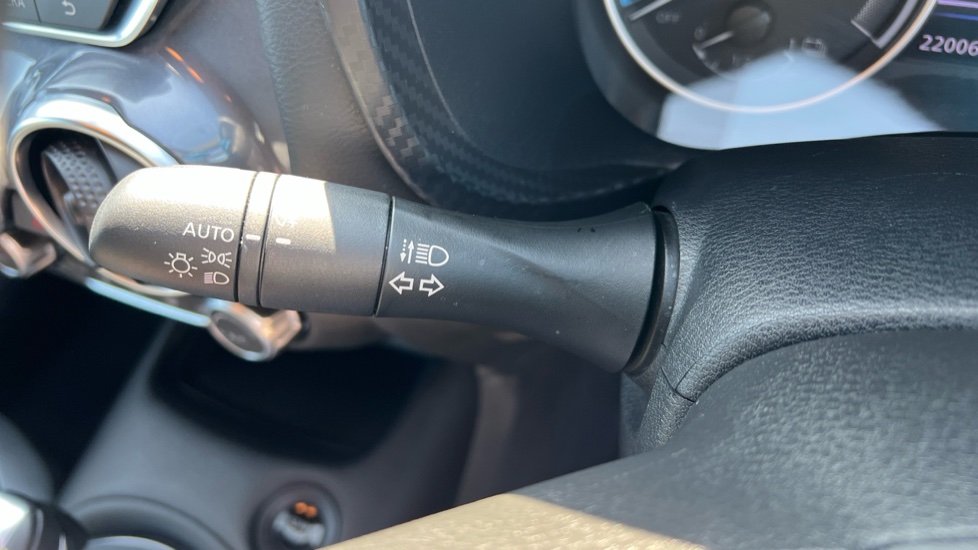 Nissan Juke 1.6 Hybrid N-Connecta 5dr Auto Hybrid Hatchback - Image 37