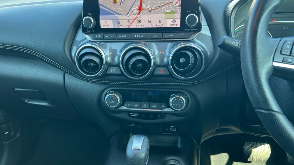 Nissan Juke 1.6 Hybrid N-Connecta 5dr Auto Hybrid Hatchback - Image 40
