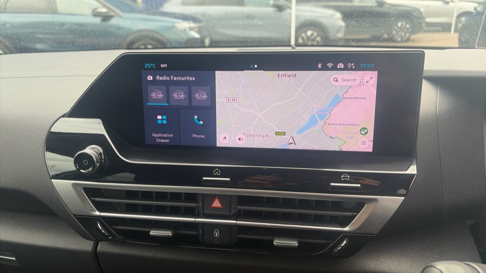 Citroen C4 1.2 PureTech [130] Max 5dr Auto Petrol Hatchback - Image 12