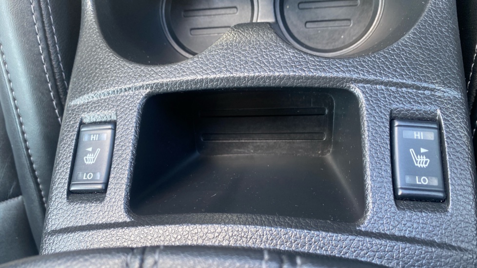 Nissan Qashqai 1.3 DiG-T 160 [157] N-Motion 5dr DCT Petrol Hatchback - Image 21