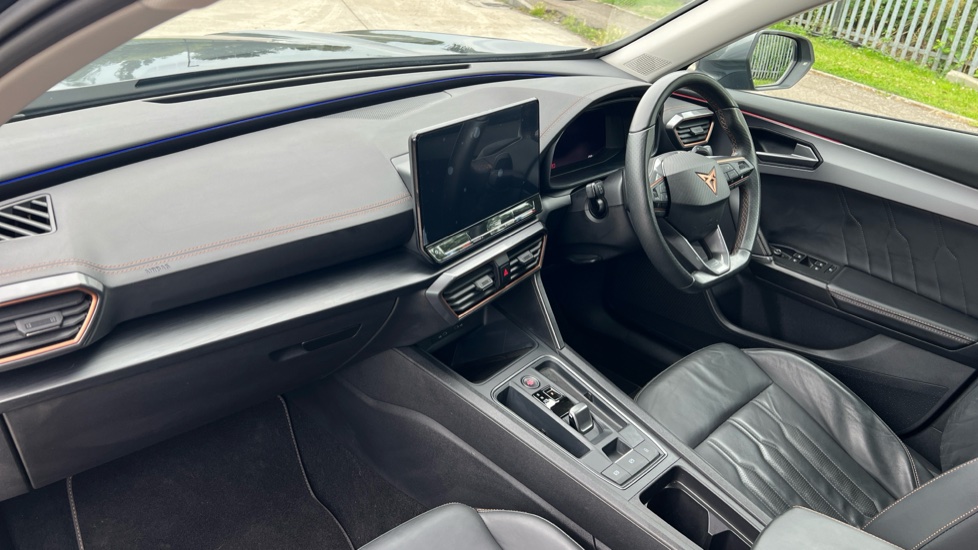 CUPRA Formentor 1.5 TSI 150 V2 5dr DSG Petrol Estate - Image 9