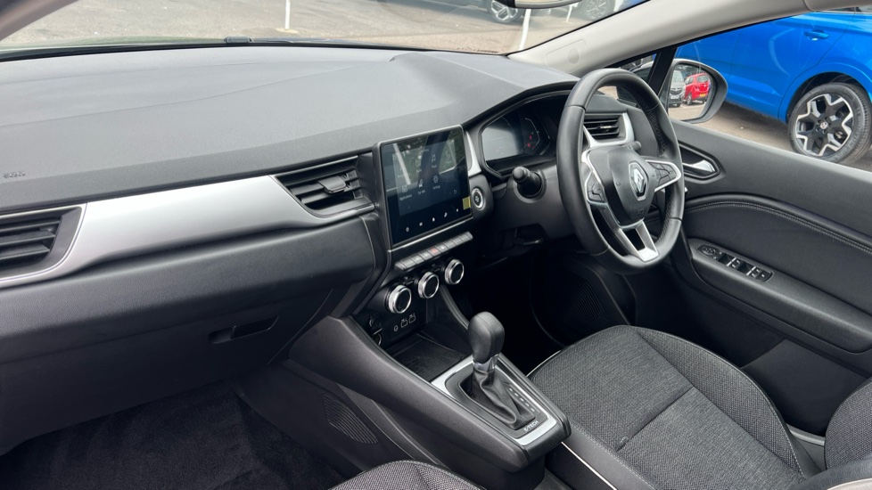 Renault Captur 1.6 E-Tech full hybrid 145 Techno 5dr Auto Hybrid Hatchback - Image 9