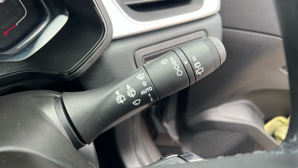 Renault Captur 1.6 E-Tech full hybrid 145 Techno 5dr Auto Hybrid Hatchback - Image 36