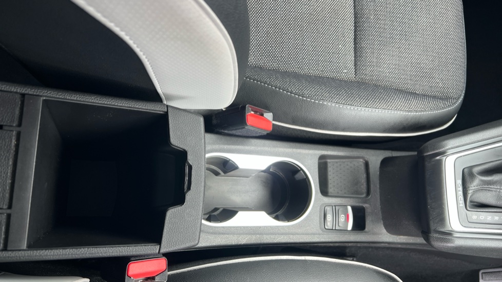 Renault Captur 1.6 E-Tech full hybrid 145 Techno 5dr Auto Hybrid Hatchback - Image 42