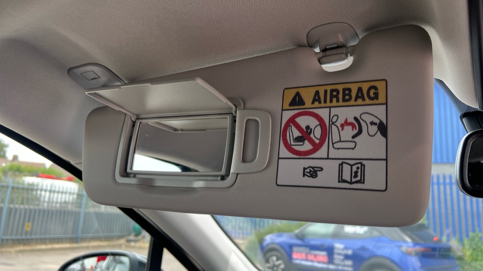 Renault Captur 1.6 E-Tech full hybrid 145 Techno 5dr Auto Hybrid Hatchback - Image 45