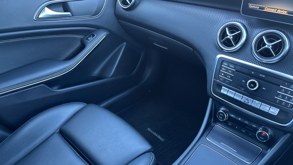 Mercedes-Benz A-Class A180 Sport Executive 5dr Auto Petrol Hatchback - Image 14