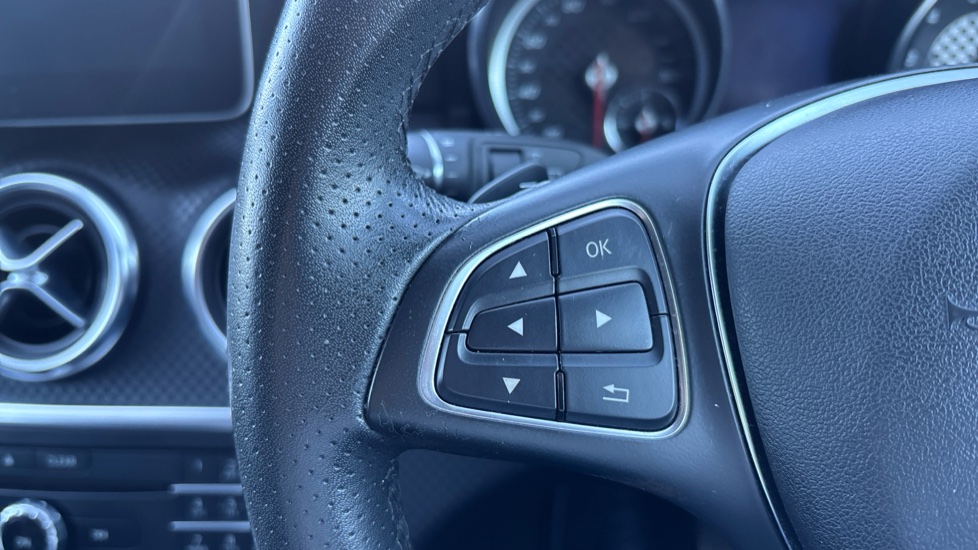 Mercedes-Benz A-Class A180 Sport Executive 5dr Auto Petrol Hatchback - Image 21