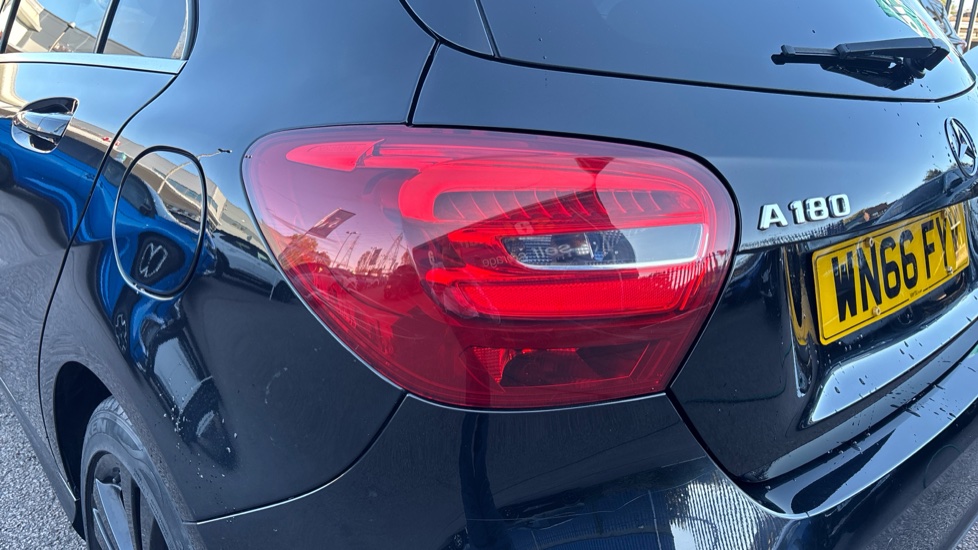 Mercedes-Benz A-Class A180 Sport Executive 5dr Auto Petrol Hatchback - Image 33