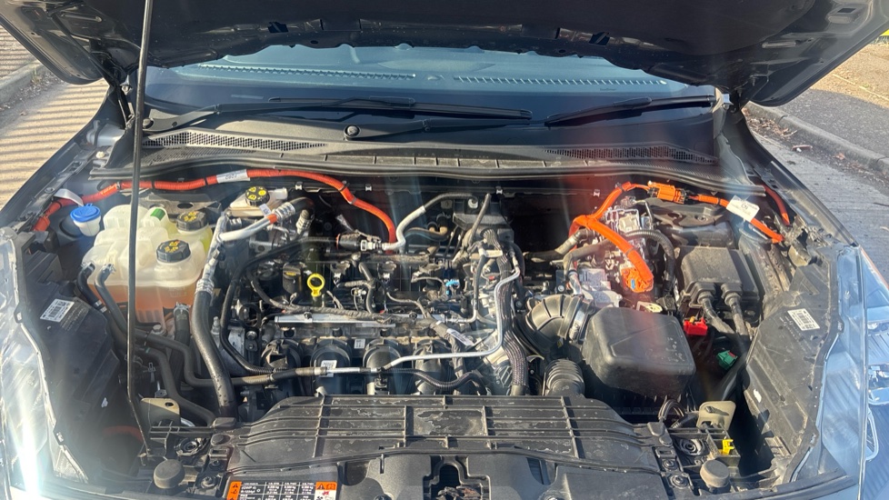 Ford Kuga 2.5 PHEV ST-Line X Edition 5dr CVT Estate - Image 8