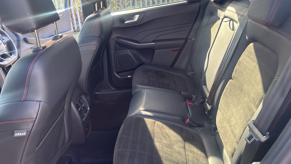 Ford Kuga 2.5 PHEV ST-Line X Edition 5dr CVT Estate - Image 16
