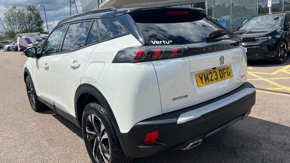 Peugeot 2008 1.2 PureTech 130 GT 5dr EAT8 Petrol Estate - Image 25