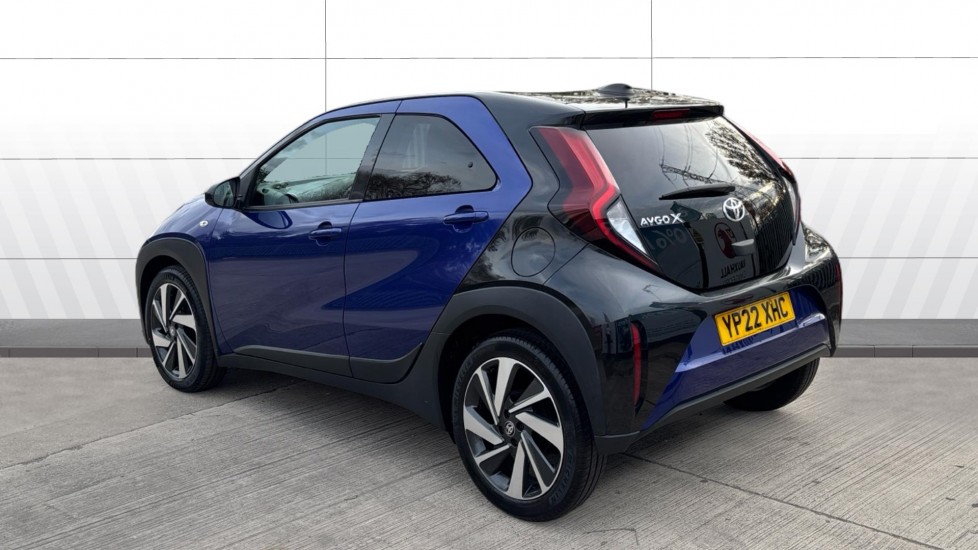 Toyota Aygo X 1.0 VVT-i Edge 5dr Auto Petrol Hatchback - Image 2