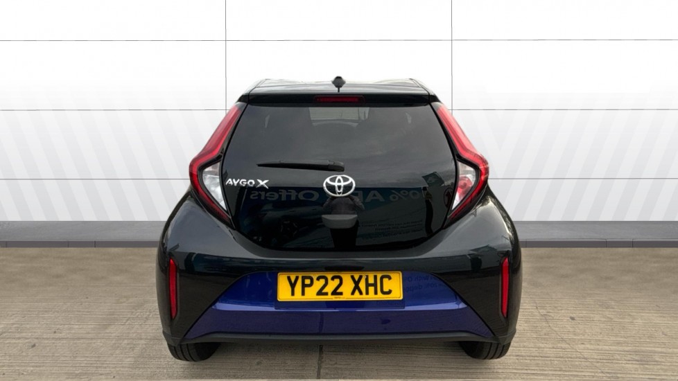 Toyota Aygo X 1.0 VVT-i Edge 5dr Auto Petrol Hatchback - Image 6