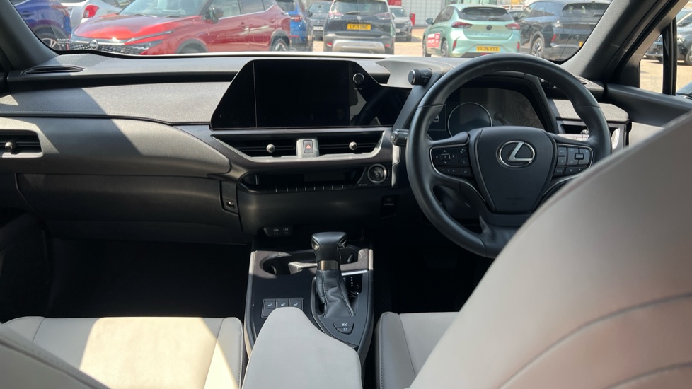 Lexus UX 250h 2.0 F-Sport Design 5dr CVT Hybrid Hatchback - Image 10