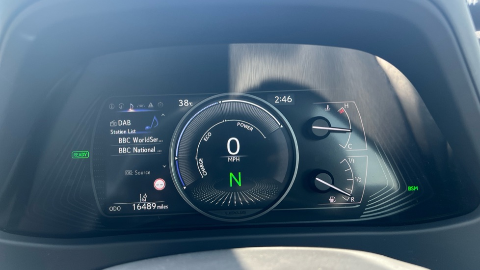 Lexus UX 250h 2.0 F-Sport Design 5dr CVT Hybrid Hatchback - Image 18