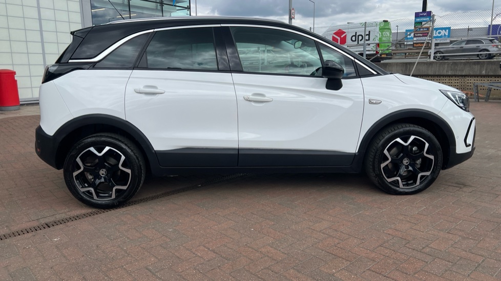 Vauxhall Crossland 1.2 Turbo [130] Ultimate 5dr Auto Petrol Hatchback - Image 28