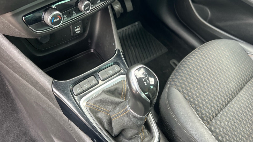 Vauxhall Crossland X 1.2 Elite Nav 5dr Petrol Hatchback - Image 13