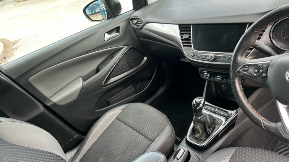 Vauxhall Crossland X 1.2 Elite Nav 5dr Petrol Hatchback - Image 14