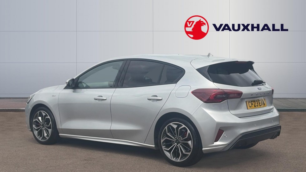 Ford Focus 1.0 EcoBoost Hybrid mHEV ST-Line X 5dr Auto Petrol Hatchback - Image 2