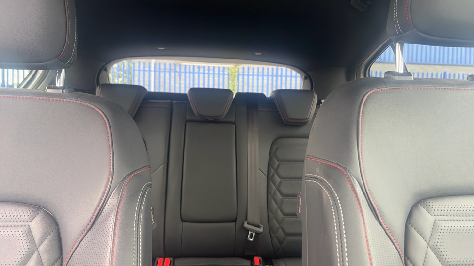 Ford Focus 1.0 EcoBoost Hybrid mHEV ST-Line X 5dr Auto Petrol Hatchback - Image 15